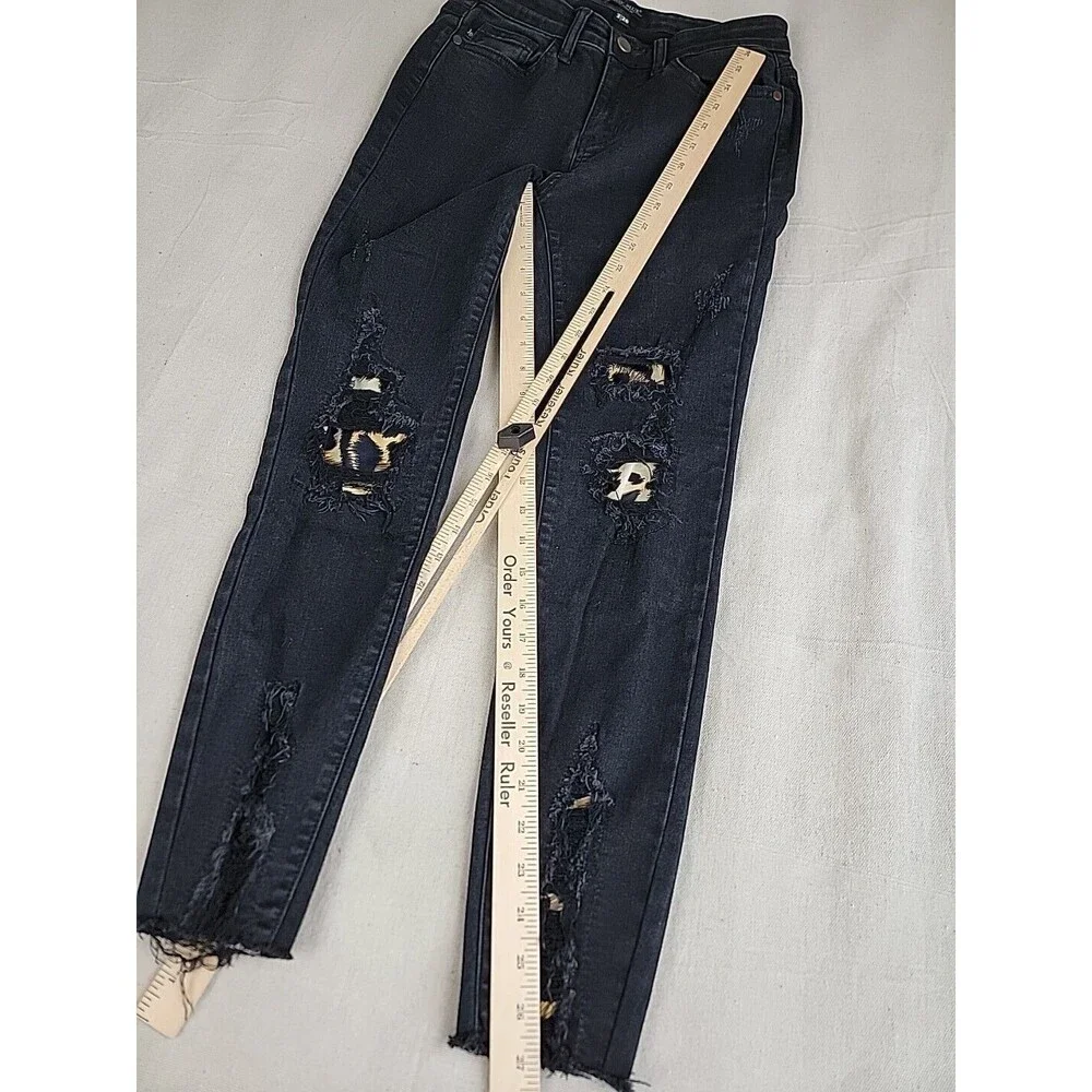 Judy Blue‎ Skinny Jeans Womens 3/26 Black Distressed Leopard Print Patch Edgy